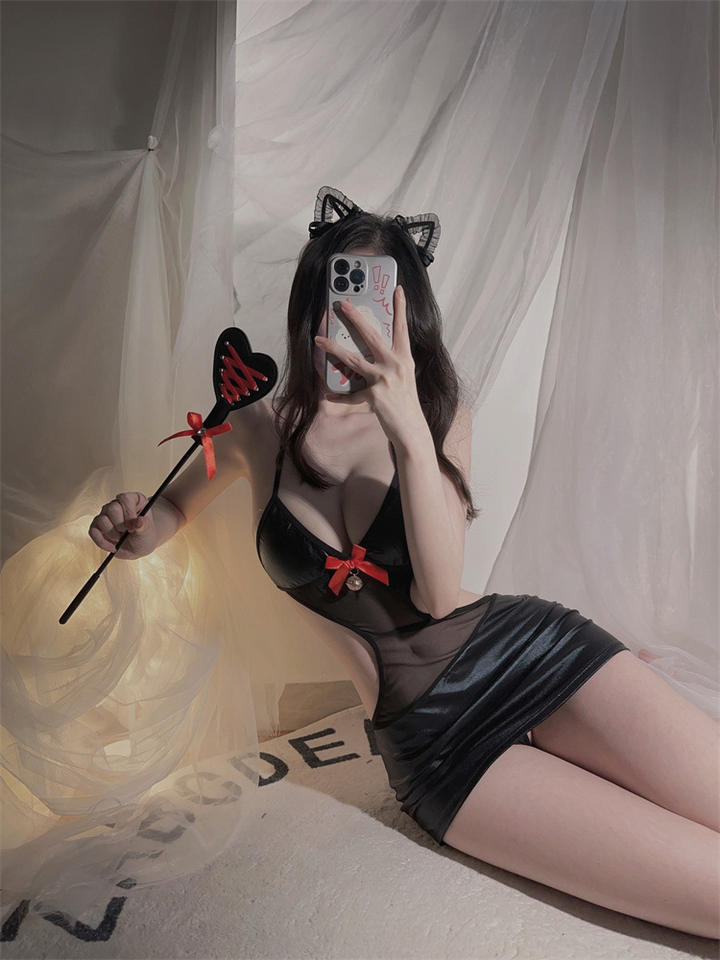 Crimson Kiss